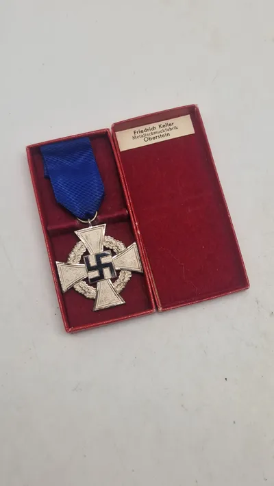 Original medalje 25 år i staten med æske 