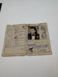 Tysk Kennkarte Identitetskort fra 1942 til Gisela Piper