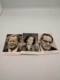 Samling af tre signerede fotografier af tyske politikere