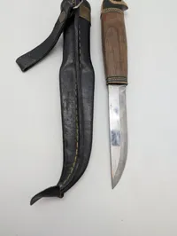 Iisakki Järvenpää Finsk Puukko Kniv med Læderskede