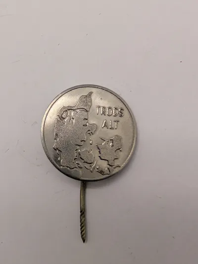 Danish WWII Resistance 'Trods Alt' Stick Pin