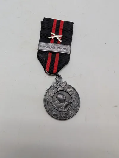 Finsk Vinterkrigsmedalje 1939-1940 med Karjalan Kannas spænde