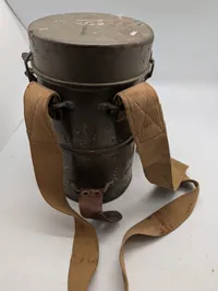 Dansk M/38 Gasmaskesæt med Beholder, Filtre og Tilbehør