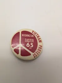 Vintage Vietnam Protest SPU Pinback Knap fra 1965