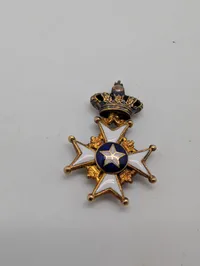 Svensk Nordstjerneorden, Ridderkors i 14 karat  guld og emalje, miniture 