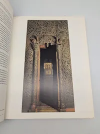 Viking og Hvidekrist: Norden og Europa 800-1200 Exhibition Catalogue