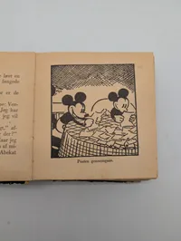 1935 Walt Disney Mikkel Mus paa Skattejagt Danish Mickey Mouse Book