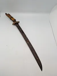 Antik japansk Wakizashi med tsuba og trægreb, Jordfund fra Okinawa 