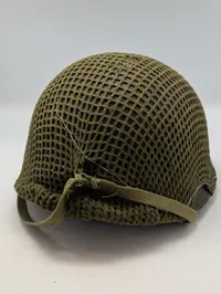 dANSK Militær stålhjelm med camouflagenet og hagerem