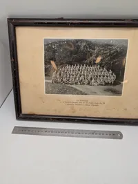 Indrammet gruppefoto af tyske rekrutter i Hillerød, 1942
