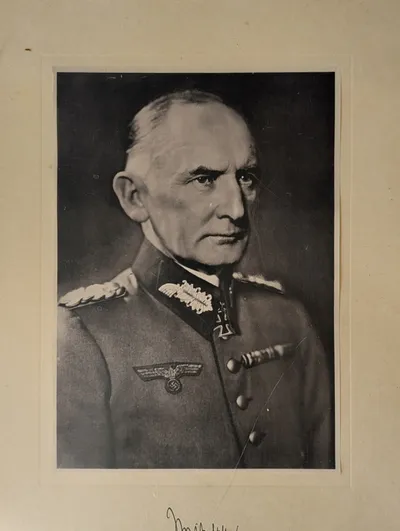 Generalfeltmarskal Erwin von Witzleben (4. december 1881 i Breslau nu i Polen – 8. august 1944 i Berlin ved henrettelse) var en tysk officer; generalfeltmarskal fra 1940.