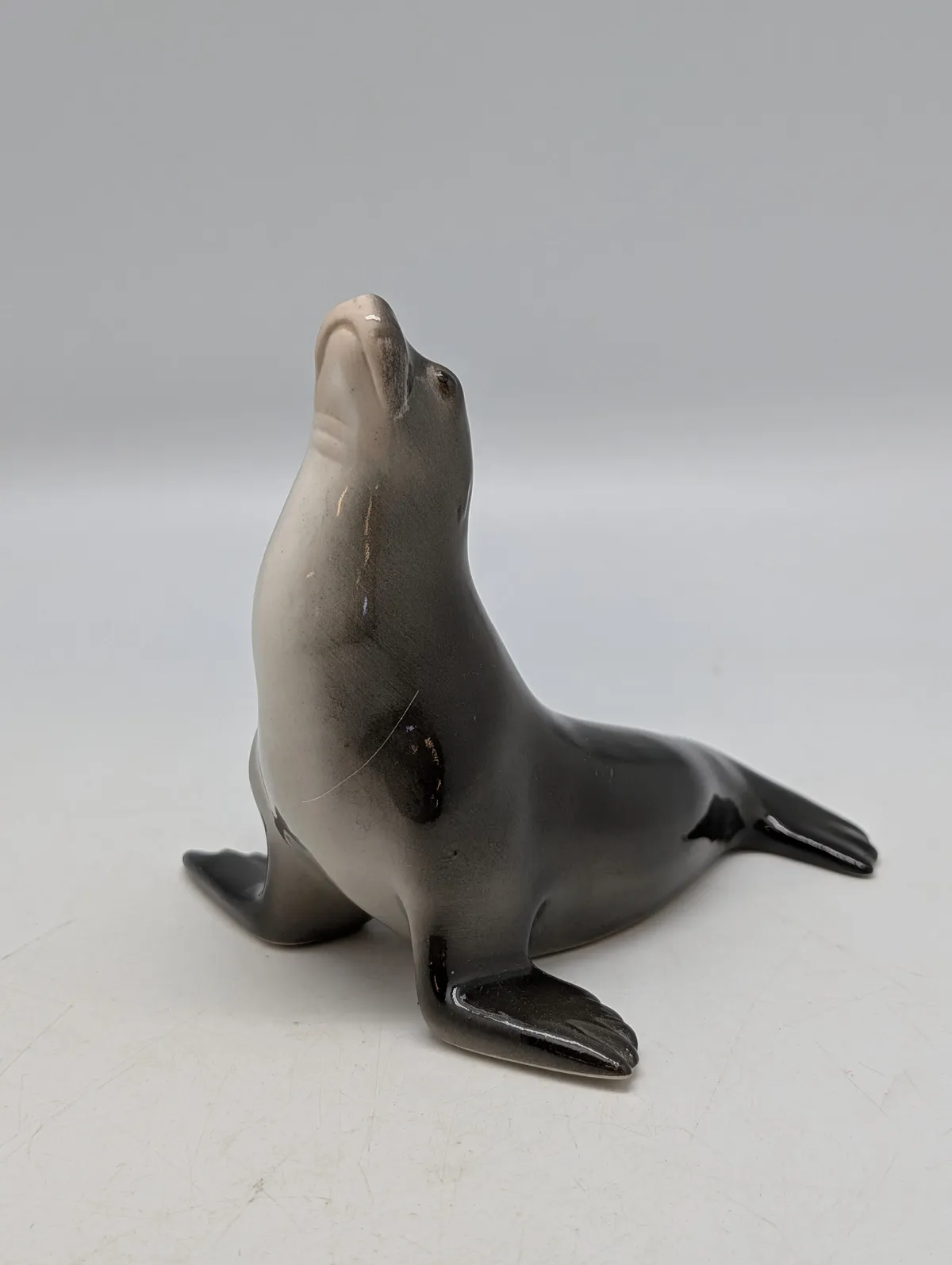Lomonosov LFZ porcelænsfigur af en sæl, stemplet Made in USSR