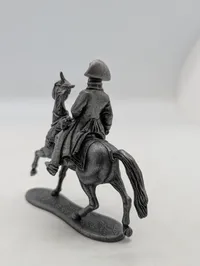 Napoleon Bonaparte til hest, tinfigur