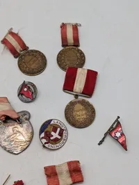Samling af danske roning medaljer og emblemer fra Sønderjysk Kaproning