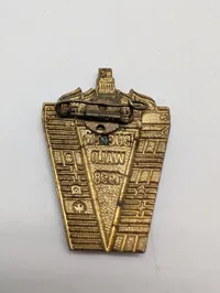 1958 Buchenwald Memorial Commemorative Enamel Pin Badge