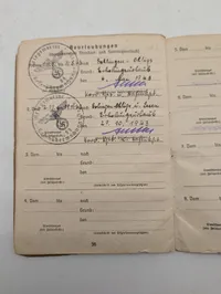 Tysk Kriegsmarine Soldbuch og Wehrmachtsführerschein til Werner Nippes