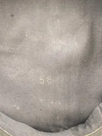 Sovjetisk Flådeofficers Kasket med Hammer og Segl Emblem
