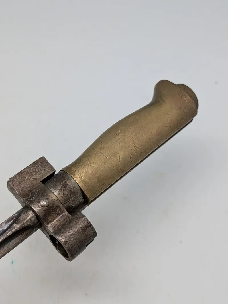 Fransk Model  1916 Lebel Sabelbajonet med Messinggreb
