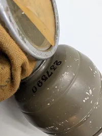 Dansk M/38 Gasmaskesæt med Beholder, Filtre og Tilbehør