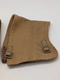 Danske Militære Gamacher med Krone og VAR Stempel