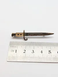 Vintage Grotte de Han pin
