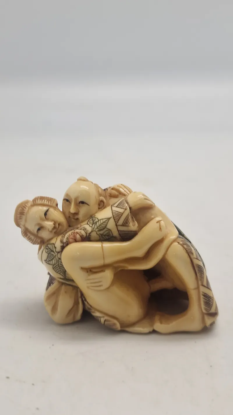 Antik JAPANESE HAND CARVED EROTIC NETSUKE FIGURES EDO / MEIJI PERIODE 