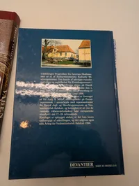 Samling af 5 bøger om historiske våben og militærhistorie