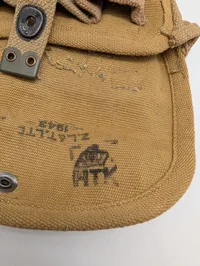 Z.L.&T. LTD Britisk Web-hylster til Revolver, 1943 omlavet og brugt i den danske hær efter ww2 