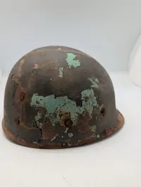 Militær M1 Hjelm med Hvid Overflade