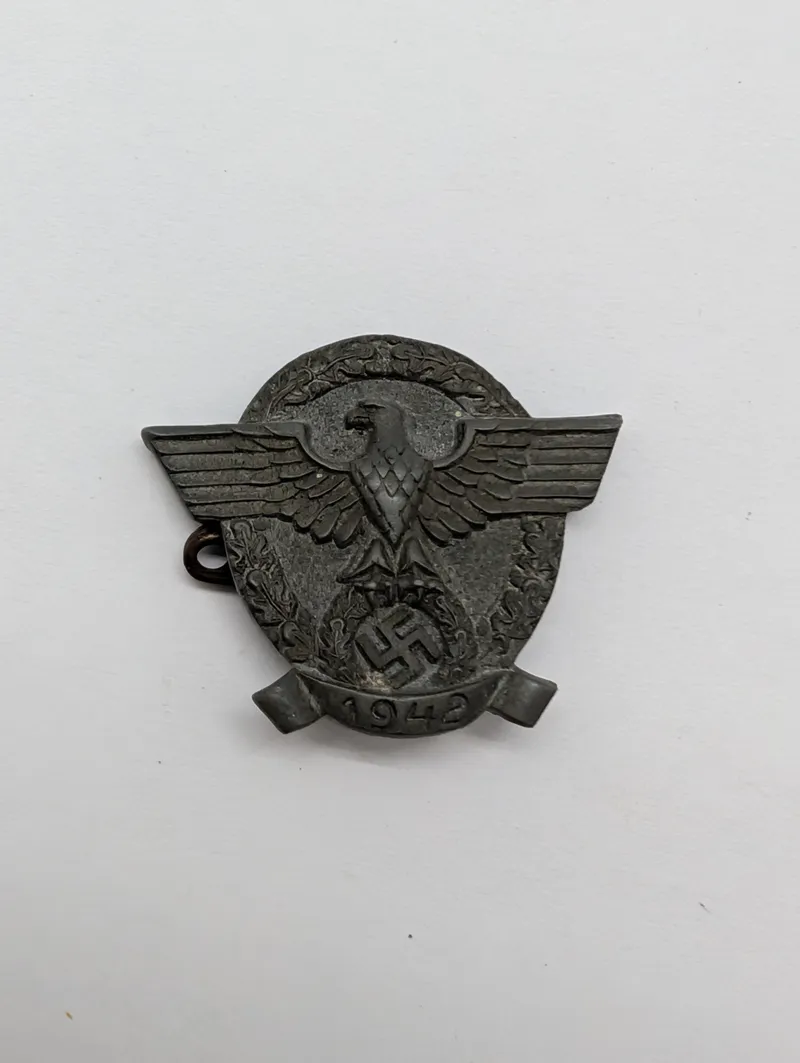 Tysk Politi WW2 1942 badge 