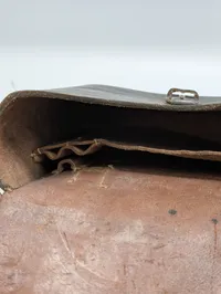 Militær lædertaske med spænde og klaplukning Tysk WW2 