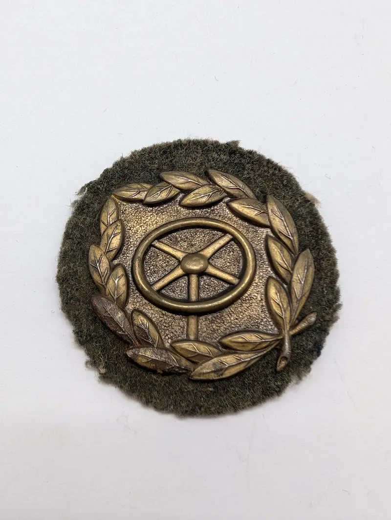 Tysk Wehrmacht Kraftfahrbewährungsabzeichen i bronze på uld