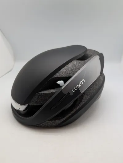 Lumos Ultra Smart Cykelhjelm med Integreret LED-lys