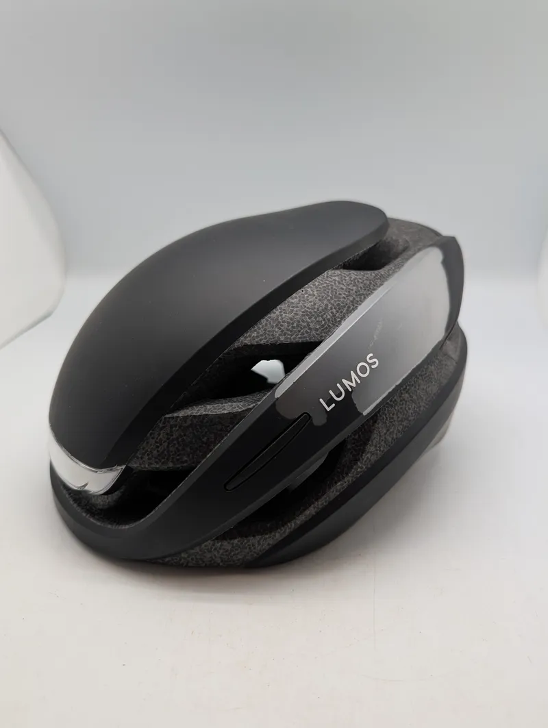 Lumos Ultra Smart Cykelhjelm med Integreret LED-lys