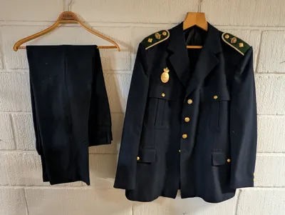 Dansk Politi uniform, med benklæder