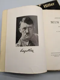 Adolf Hitler, Min Kamp, to bind, H. Hagerup forlag