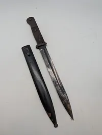 Tysk Mauser K98 Bajonet med tilhørende metalskede uden nummer 