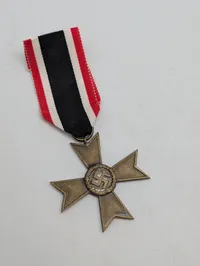 Tysk Krigsfortjenestekors af 2. klasse uden sværd (Kriegsverdienstkreuz)