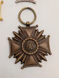 Sæt med tre polske PRL Fortjenstkors (Guld, Sølv og Bronze)