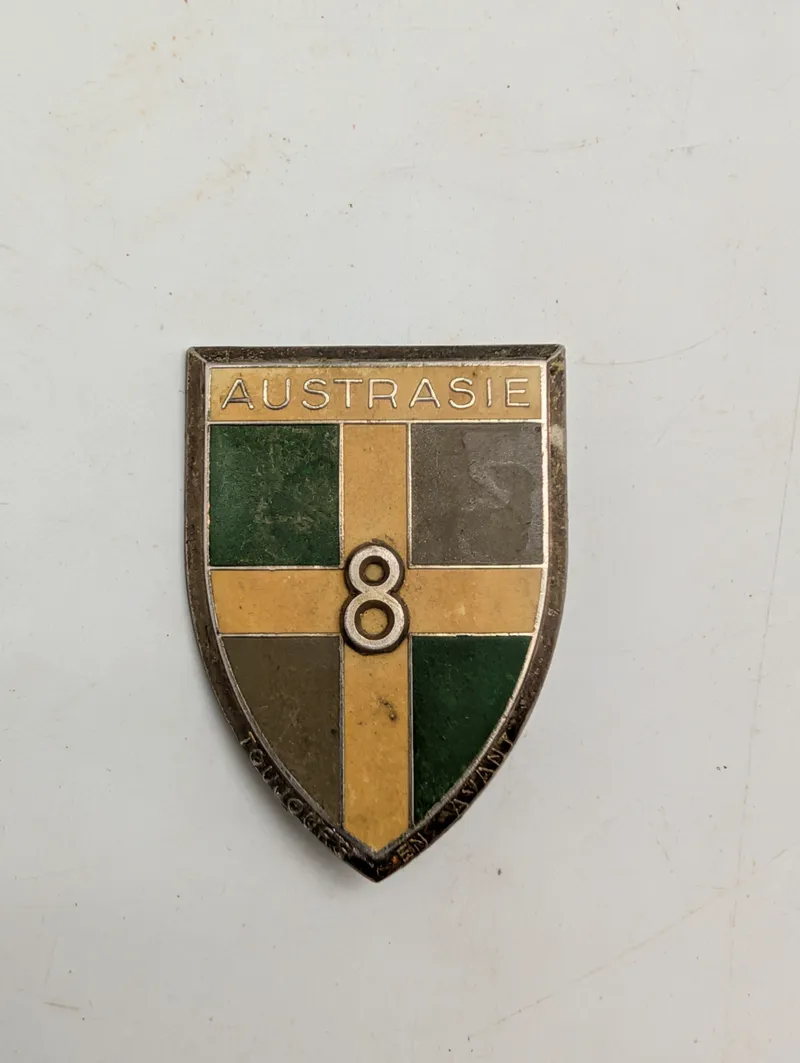 Fransk militæremblem, 8. Infanteriregiment "Austrasie"