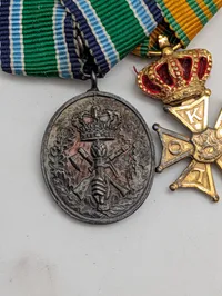 Dansk Hjemmeværnsmedalje for 25 års tjeneste og K.N.B.L. fortjenstkors, miniture 