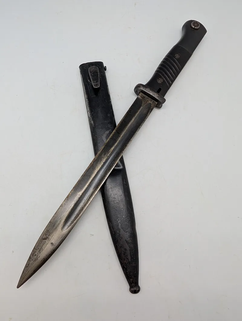 Tysk Mauser K98 Bajonet med metalskede nummerens 