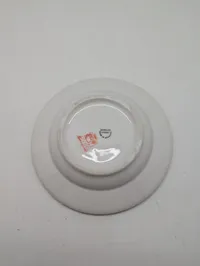 Flyvestation Værløse Porcelænstallerken med Vingelogo