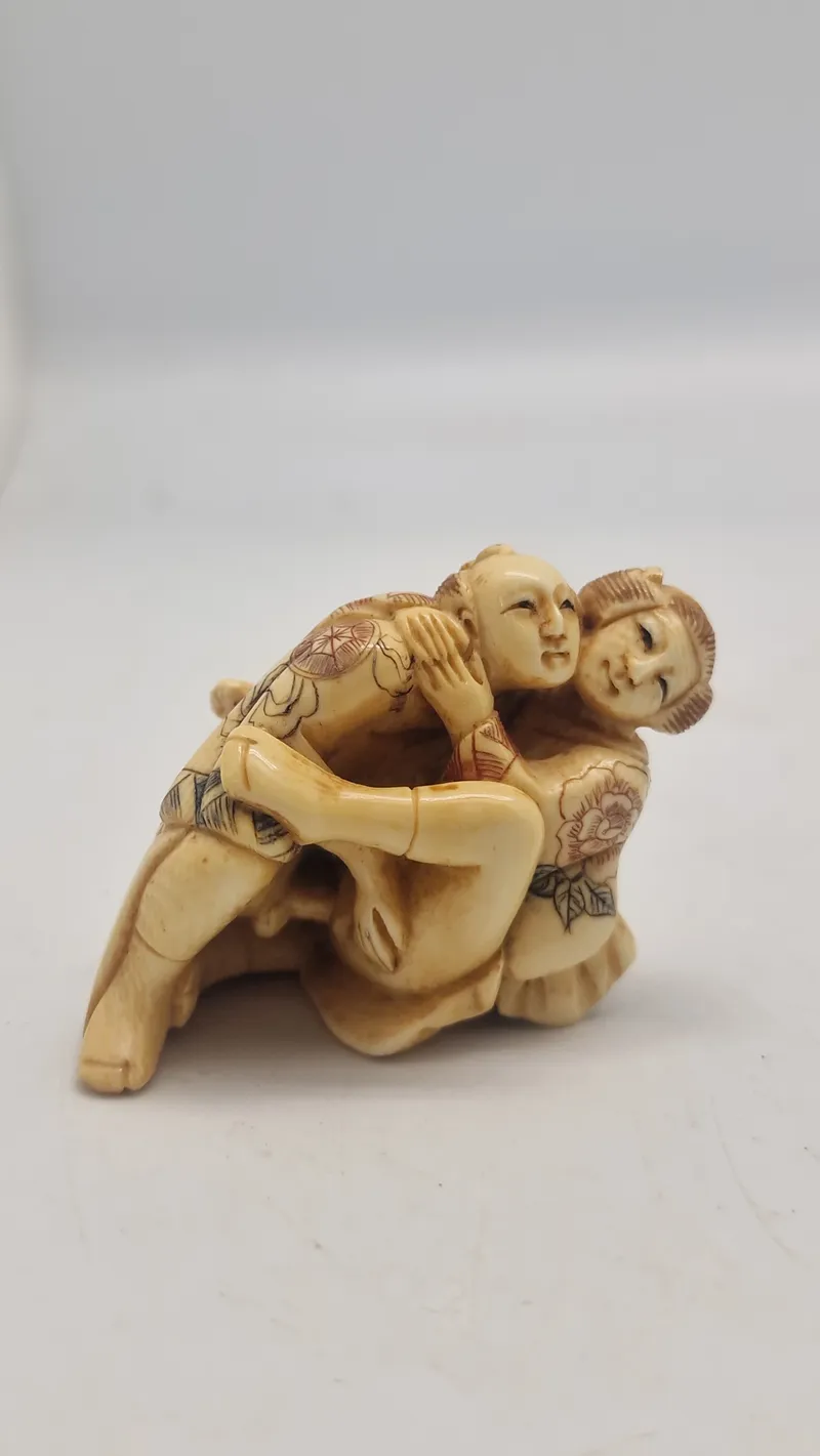 Antik JAPANESE HAND CARVED EROTIC NETSUKE FIGURES EDO / MEIJI PERIODE 