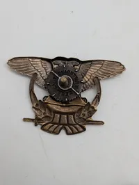 Samling af Jugoslaviske Militære JNA Medaljer og Emblemer