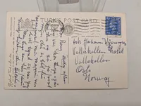 Samling af britiske kongelige memorabilia, herunder 1935 Royal Jubilee souvenir