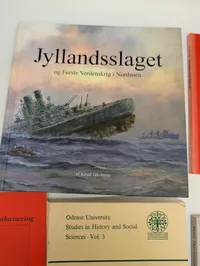 Samling af 5 danske bøger om militærhistorie og krig
