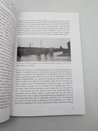 Tønder Kaserne 1920-2002 bog af Henrik J. Møller og Tønder Garnison platte