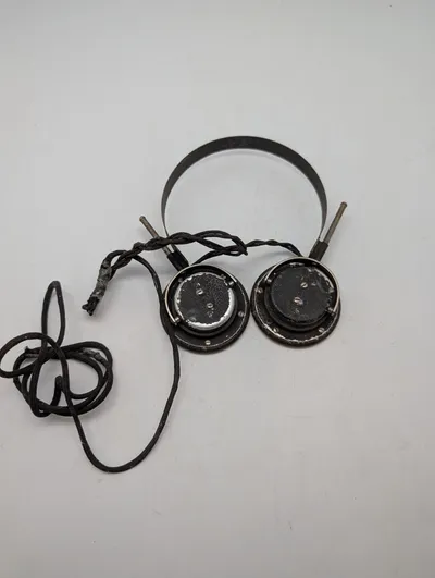 Tyske Dfh.b Felttelefon-hovedtelefoner fra 2. Verdenskrig