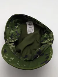 Militær kasket i M/84 camouflage mønster
